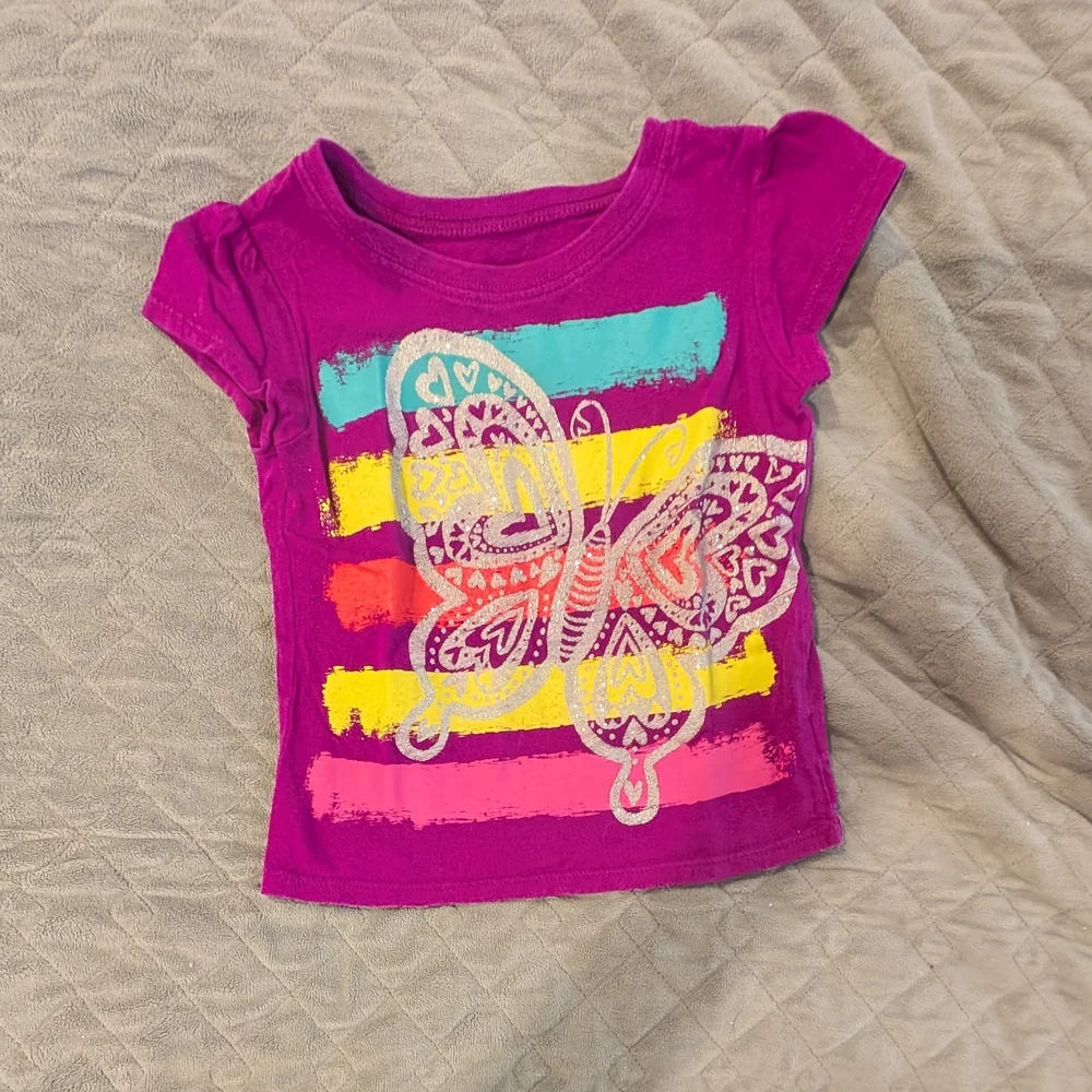 2T Colorful Kids Hoodie with Heart Patterns, T-shirts, And Jeans